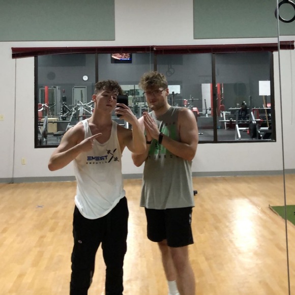 Meet your Posher, Bradley - Picture 1 of 1